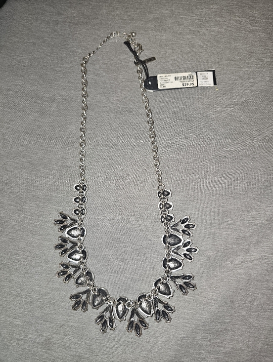 Lane Bryant Jewelry - ✨ NWT Lane Bryant Gunmetal Gothic Statement Necklace 18” + 3” Extender 🖤